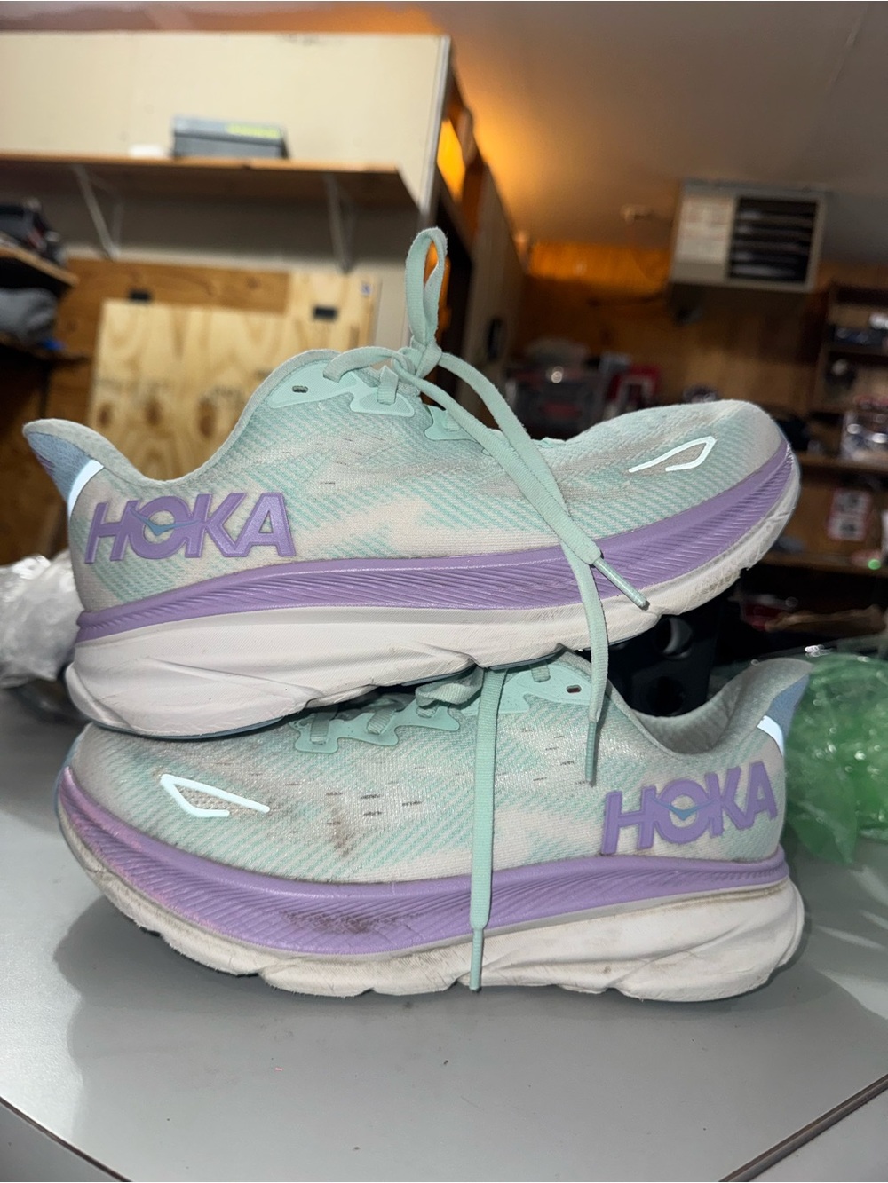 Hoka One One Women’s Clifton 9 Running Shoes Sz 8.5 B